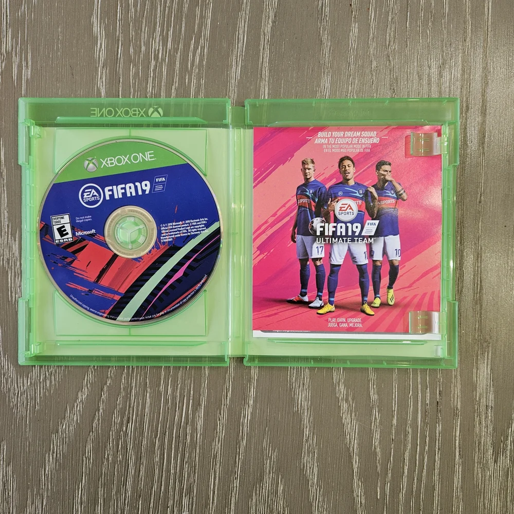 Microsoft Xbox One FIFA 19 with Green Case